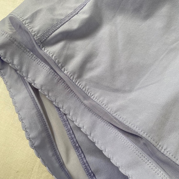 Lavender activewear shorts - Picture 3 of 3